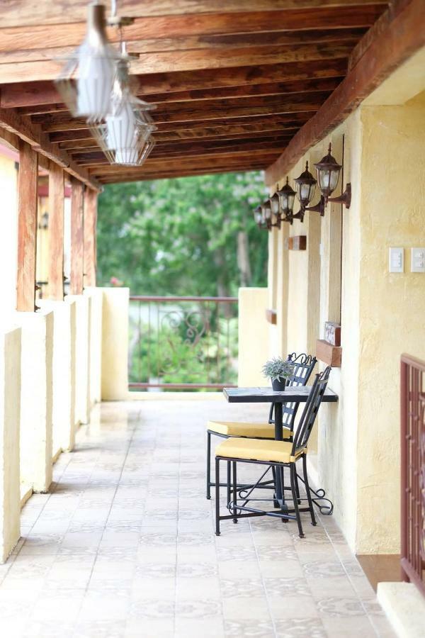 La Casa Di Beatrice Bed & Breakfast Panglao Exterior photo