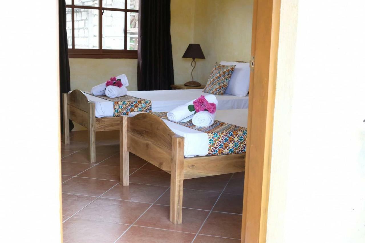 La Casa Di Beatrice Bed & Breakfast Panglao Exterior photo