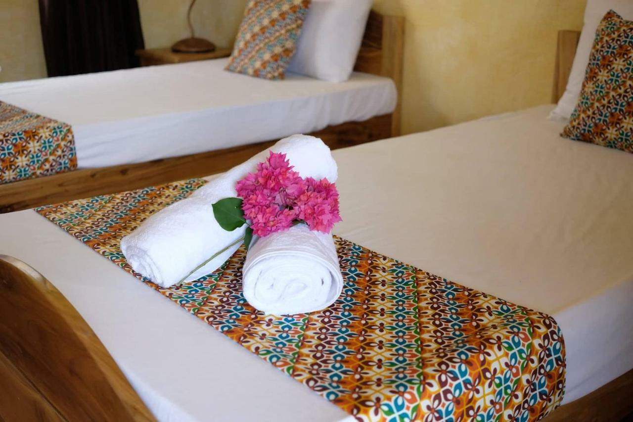 La Casa Di Beatrice Bed & Breakfast Panglao Exterior photo